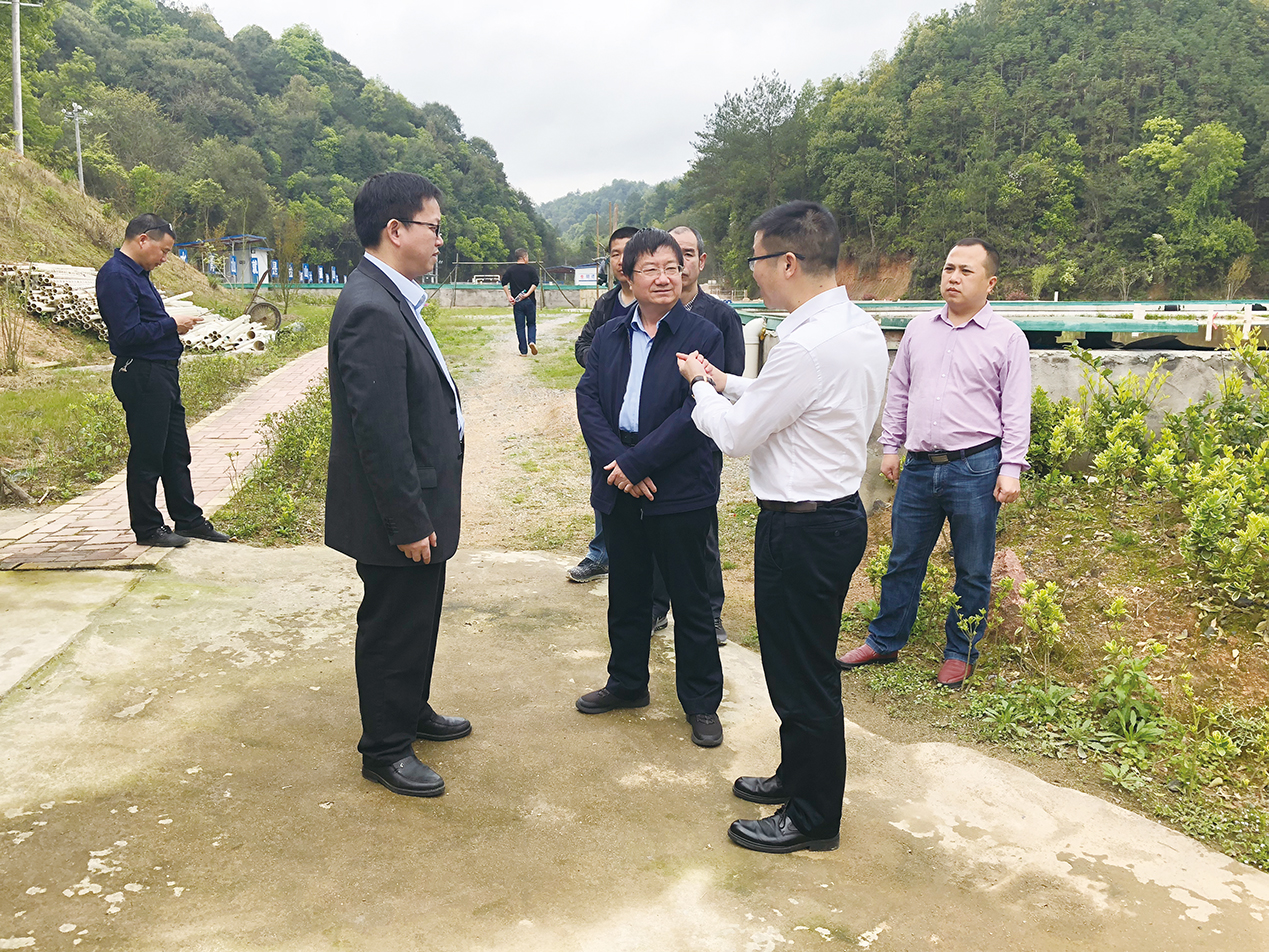 1575962215627141.jpg 3c04b1a9827a8f4d5b2415c6ca1a89e.jpg